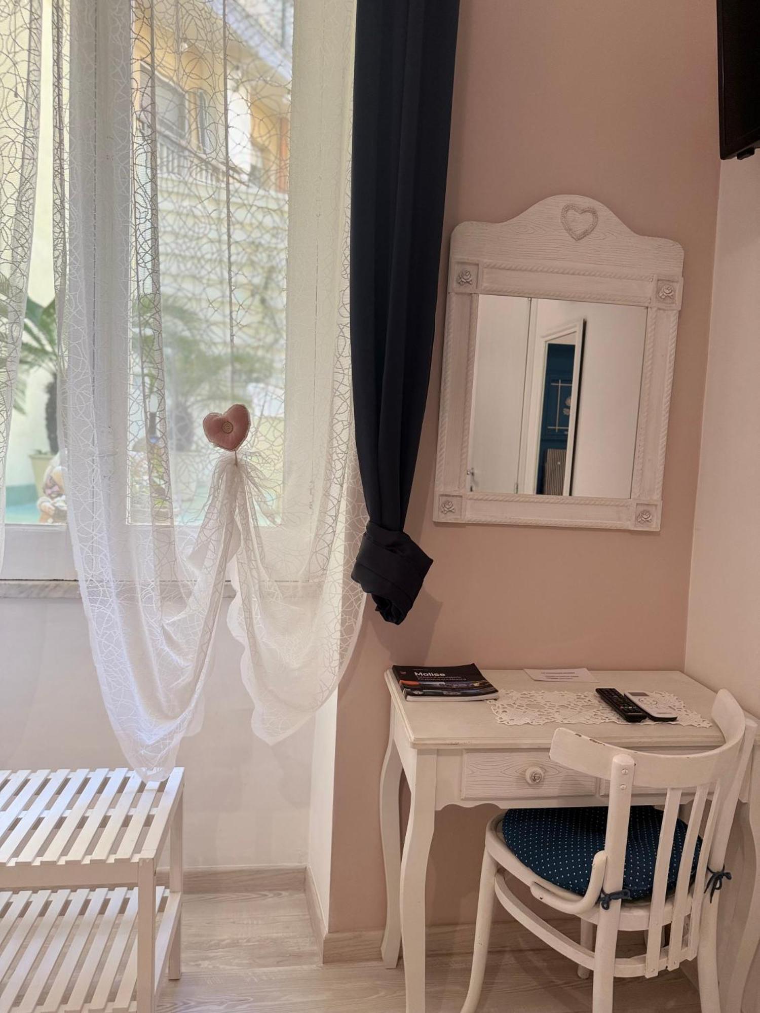 Le Stanze Del Centro Hotel Termoli Kültér fotó