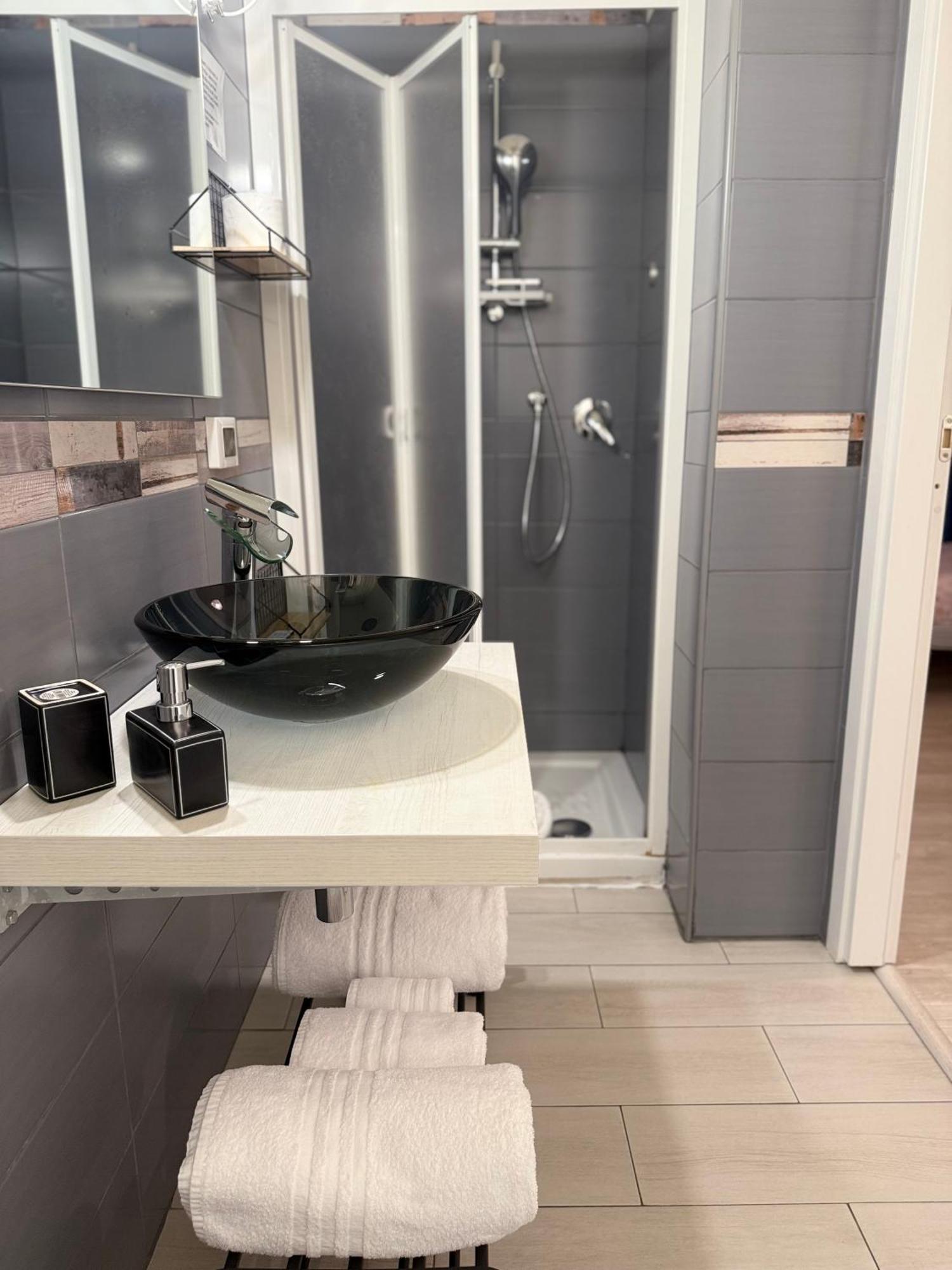 Le Stanze Del Centro Hotel Termoli Kültér fotó